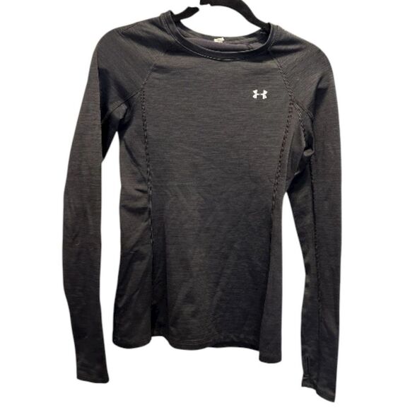 EUC Under Armour Women’s Black Long Sleeve Long Sleeve Shirt Thumb Holes- Size S - Picture 5 of 5